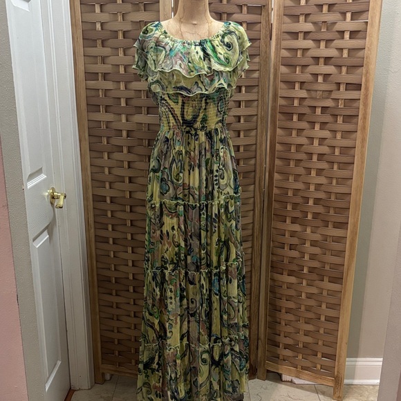 Label Ritu Kumar - Picture 2 of 10